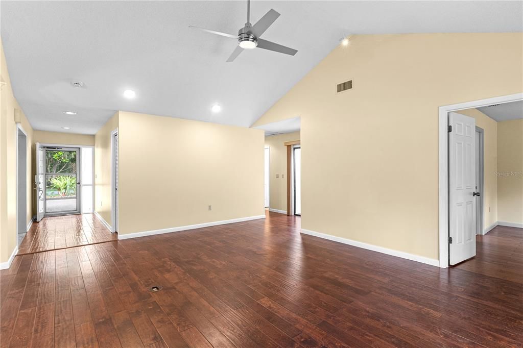 Empty room, Interior, Recessed Lighting, Wood Texture Flooring