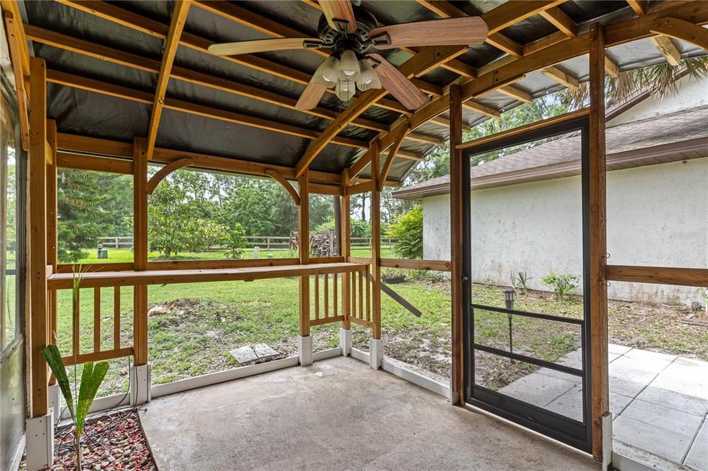 Interior, Sun Room, Wooden Beams