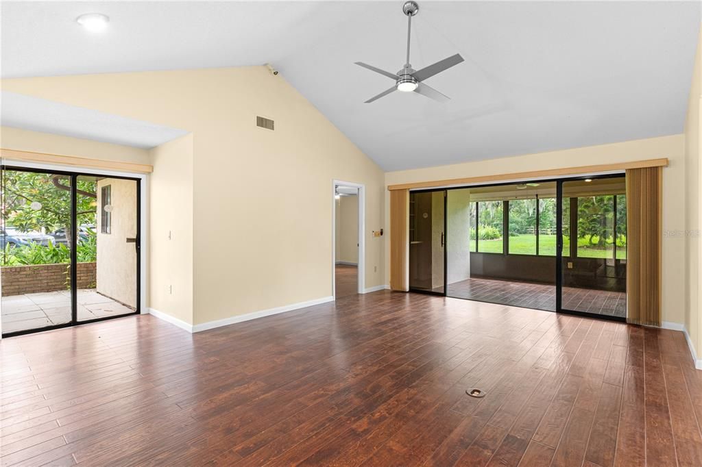 Empty room, Interior, Recessed Lighting, Wood Texture Flooring
