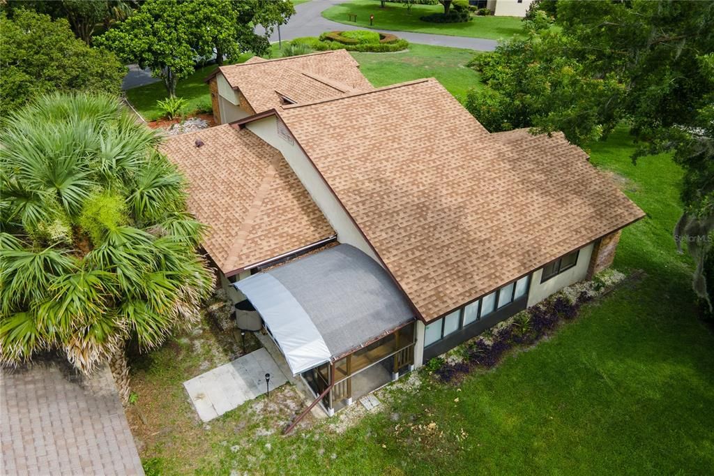Exterior, Drone