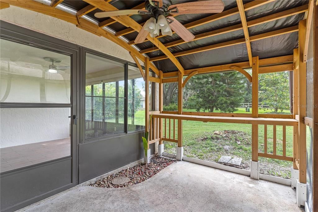 Interior, Sun Room, Wooden Beams