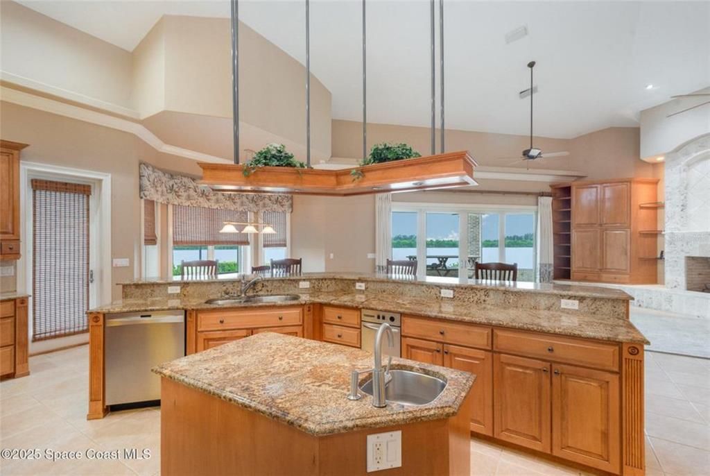 Interior, Kitchen, Pendant Lights, Recessed Lighting, Stainless Steel Appliances, Water