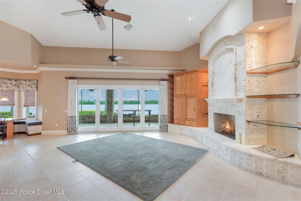 Fireplace, Interior, Recessed Lighting, Water