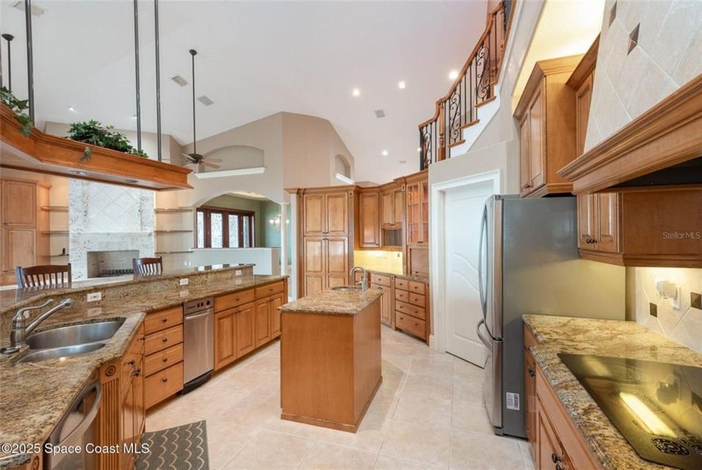 Interior, Kitchen, Pendant Lights, Recessed Lighting