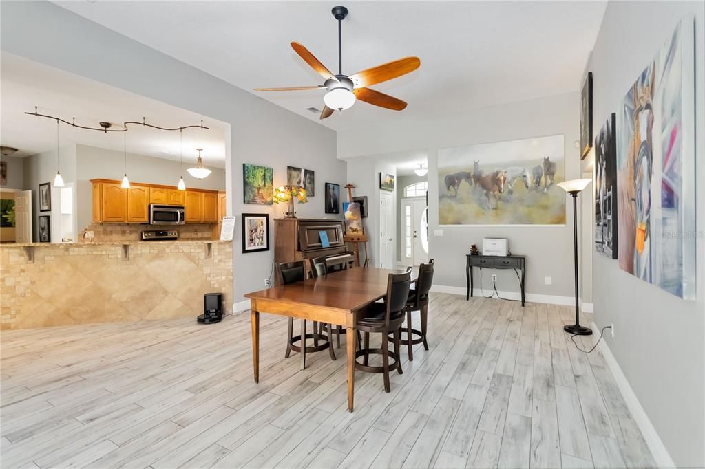 Dining room, Interior, Kitchen, Pendant Lights, Stainless Steel Appliances, Wood Texture Flooring