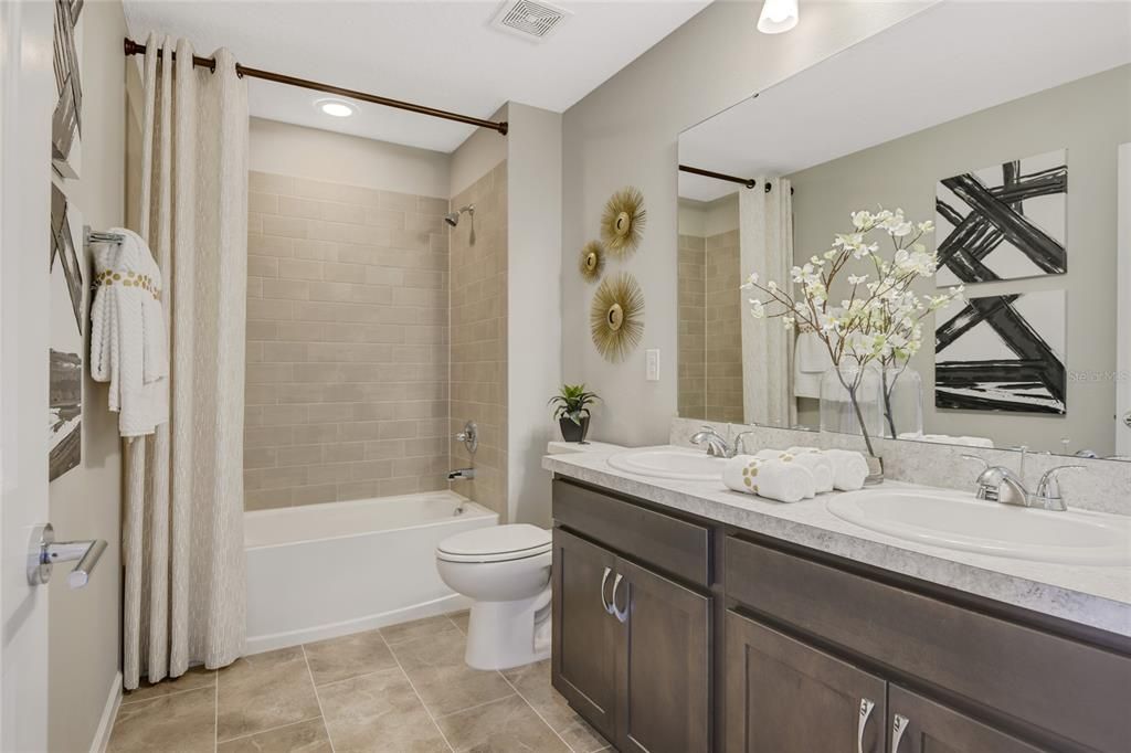 Bathroom, Dual Sink Vanities, Interior, Recessed Lighting