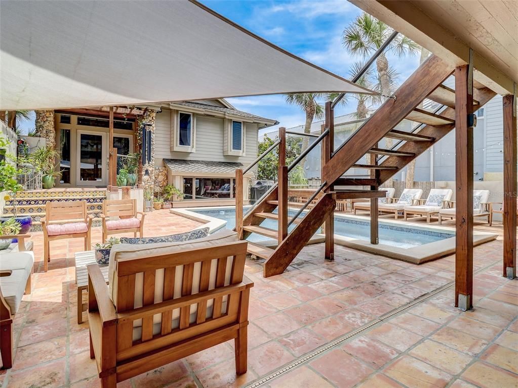 Exterior, Pool