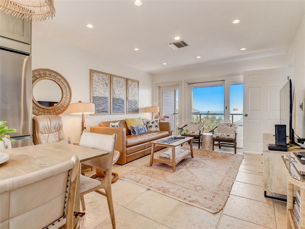 Dining room, Interior, Living room, Recessed Lighting