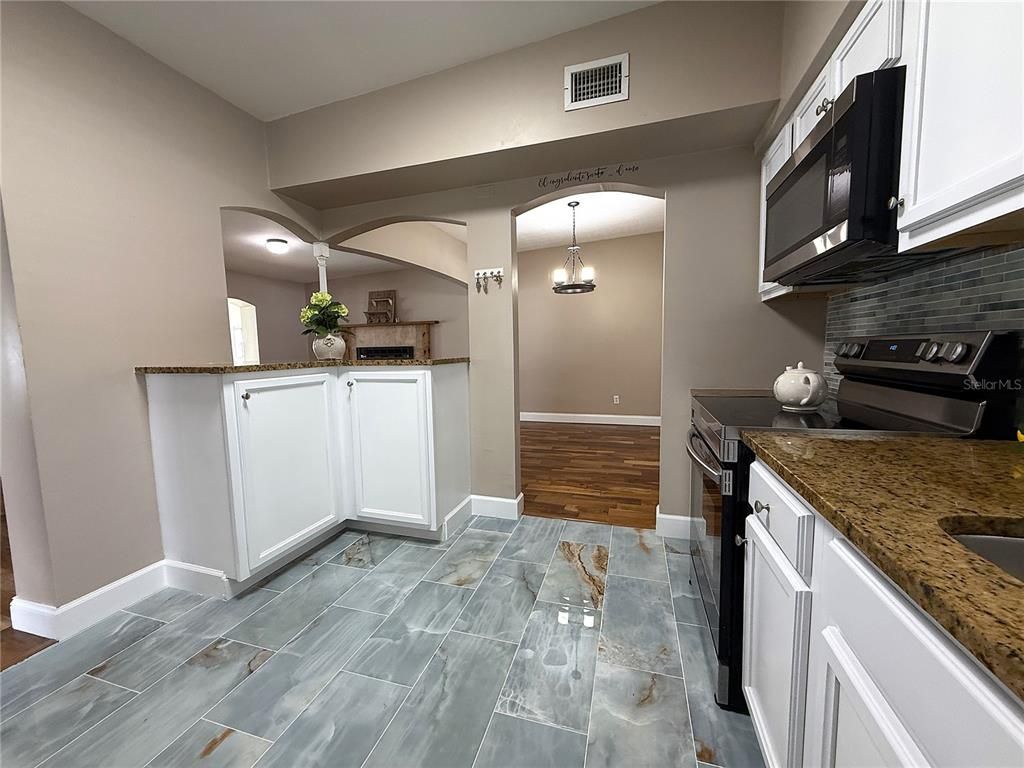 Interior, Kitchen, Pendant Lights, Wood Texture Flooring