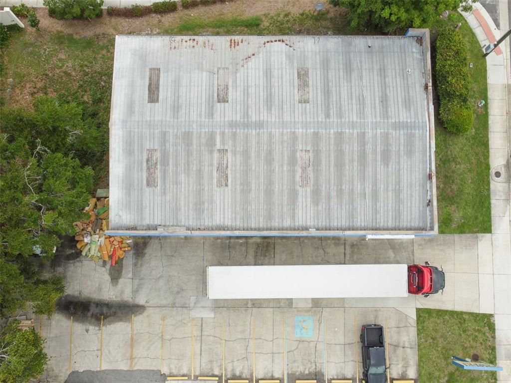 Exterior, Drone