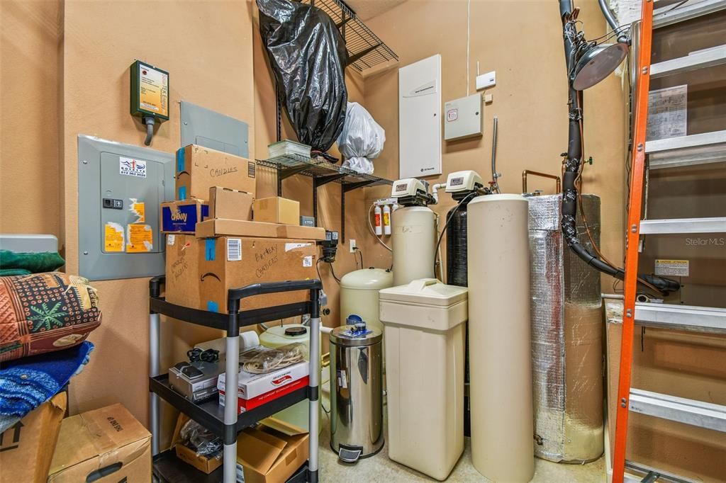 Interior, Washer