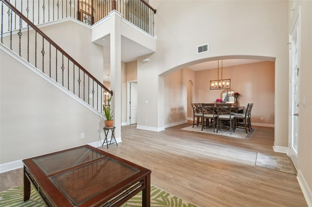Chandelier, Dining room, Interior, Wood Texture Flooring