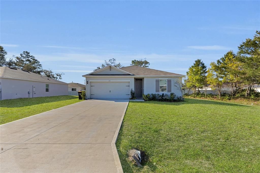 Attached, Backyard, Exterior, Facade, Ranch