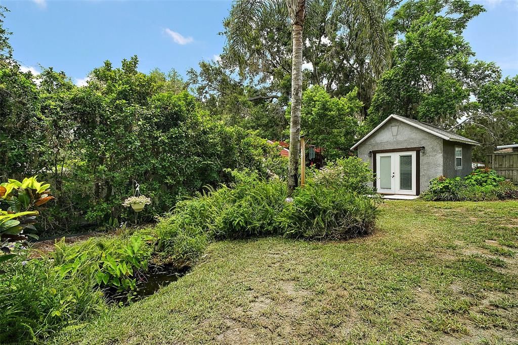 Backyard, Exterior