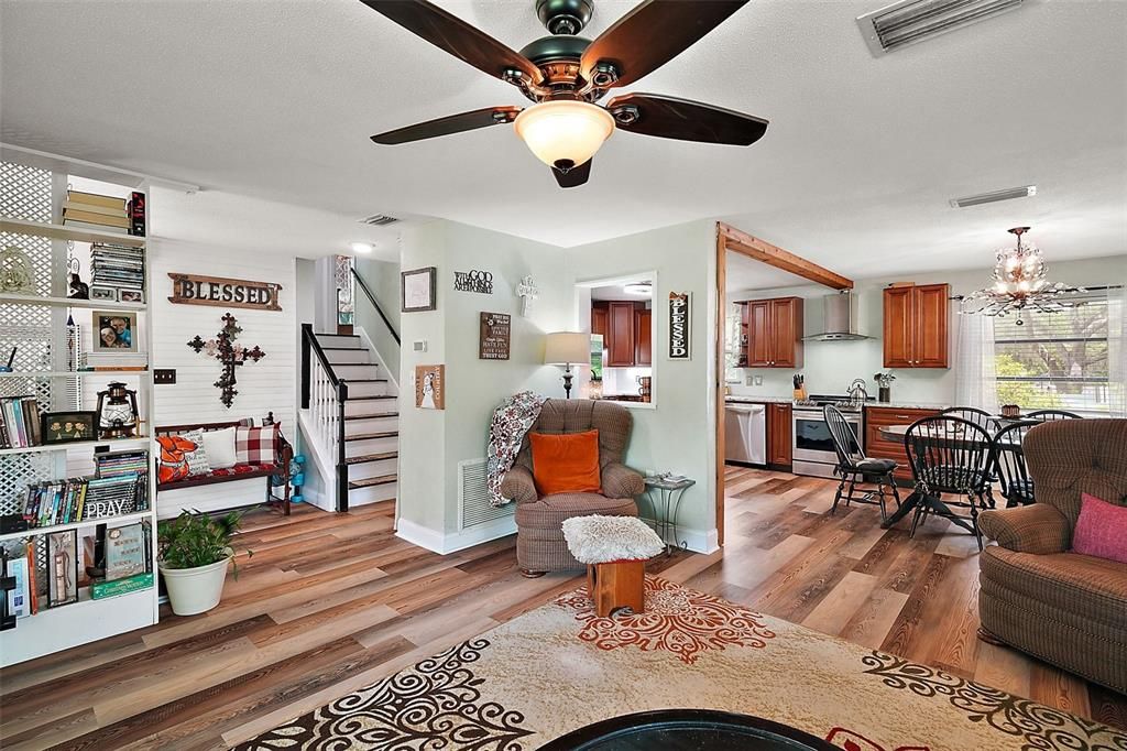 Chandelier, Dining room, Interior, Kitchen, Wood Texture Flooring