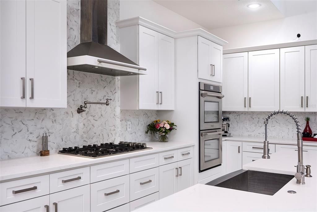 Interior, Kitchen, Marble Walls, Recessed Lighting