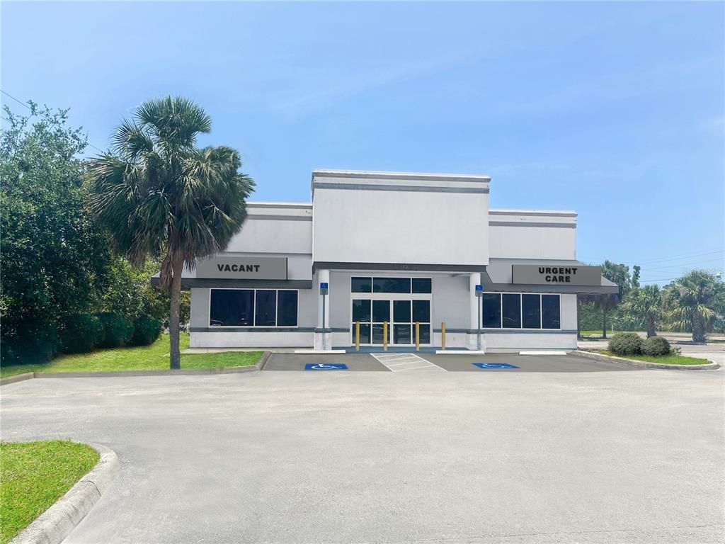 Backyard, Exterior, Facade, Modern