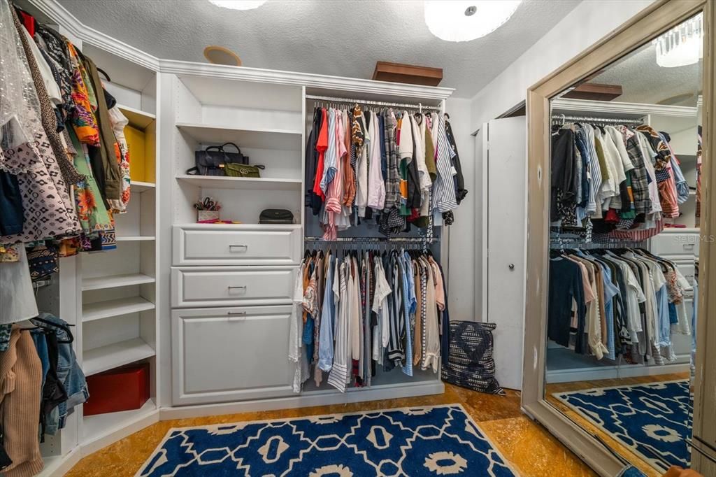 Interior, Walk-in Closets