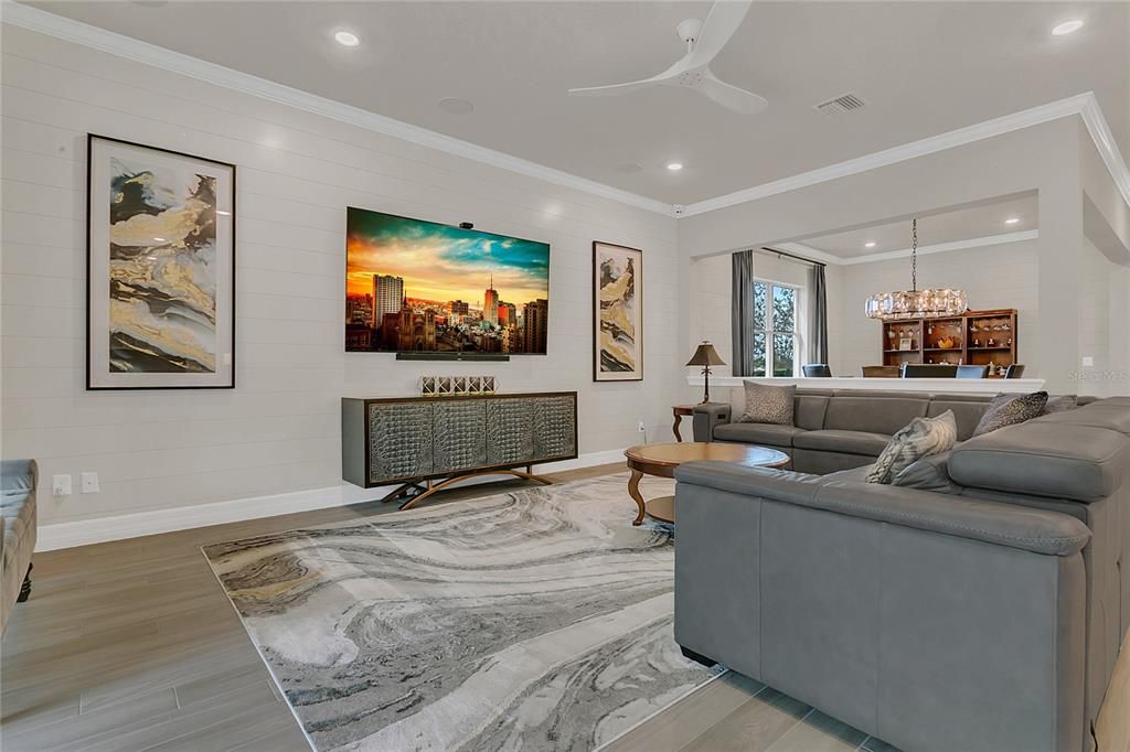Chandelier, Dining room, Interior, Living room, Recessed Lighting, Wood Texture Flooring