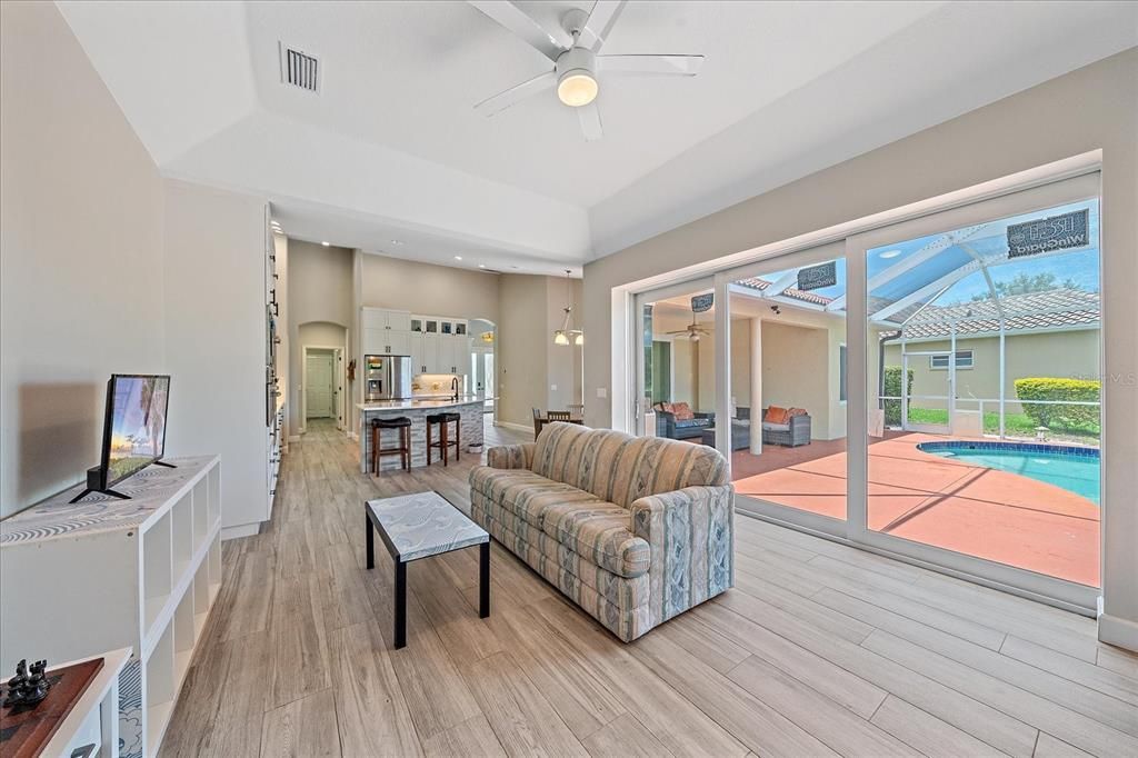 Interior, Kitchen, Living room, Pendant Lights, Recessed Lighting, Wood Texture Flooring