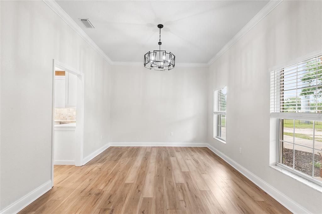 Chandelier, Empty room, Interior, Pendant Lights, Wood Texture Flooring