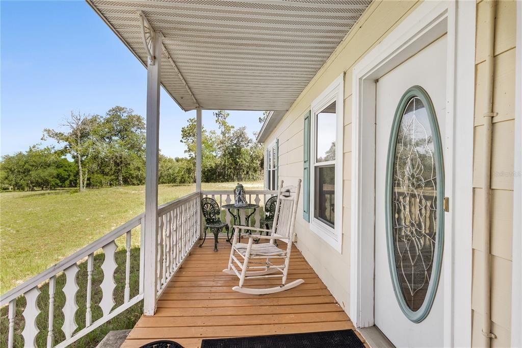 Exterior, Sun Room