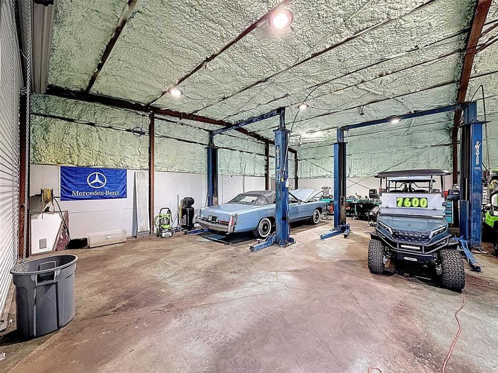 Garage, Interior