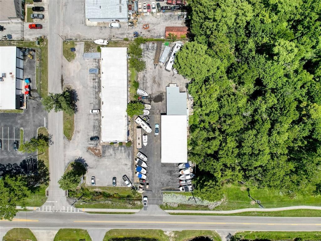 Exterior, Drone