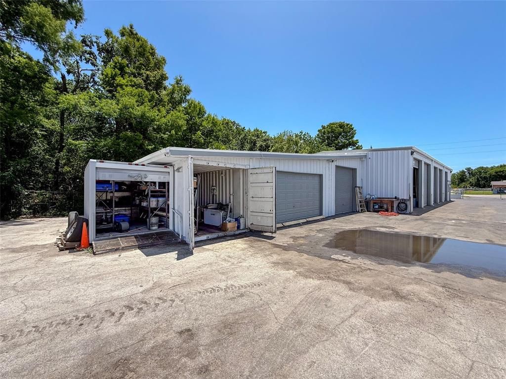Detached Garage, Exterior