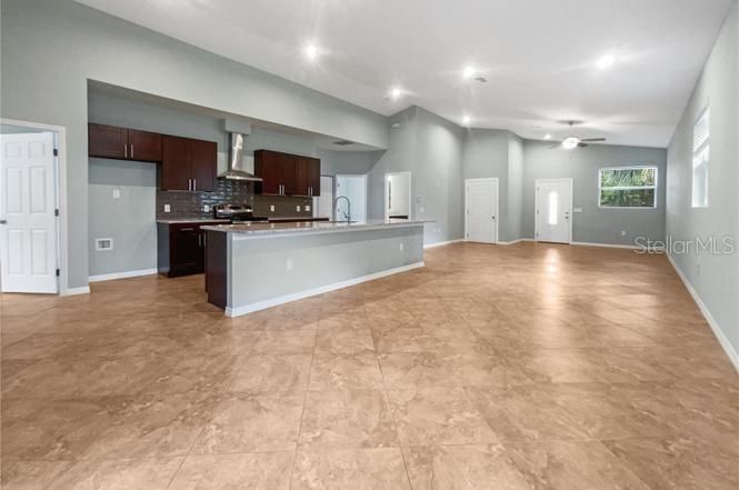 Empty room, Interior, Kitchen, Recessed Lighting