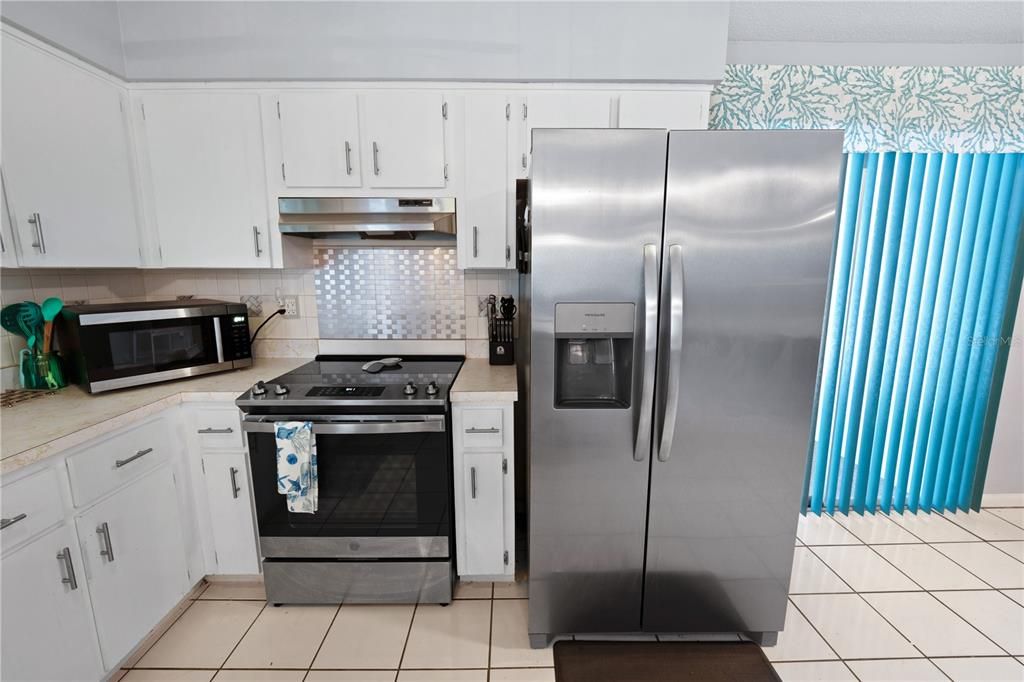 Interior, Kitchen, Stainless Steel Appliances
