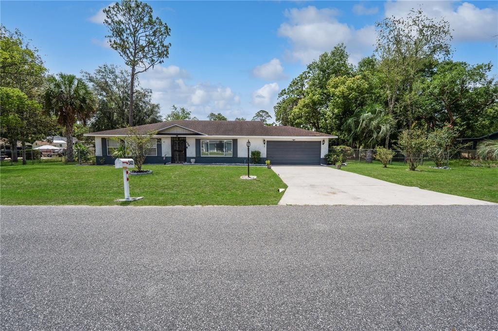 Attached, Backyard, Exterior, Facade, Ranch