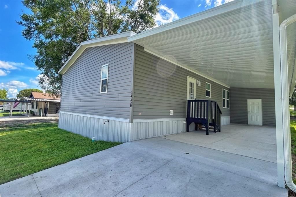 Backyard, Exterior