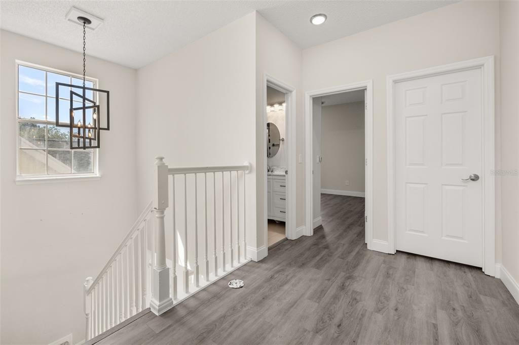 Interior, Pendant Lights, Utility Closets, Wood Texture Flooring