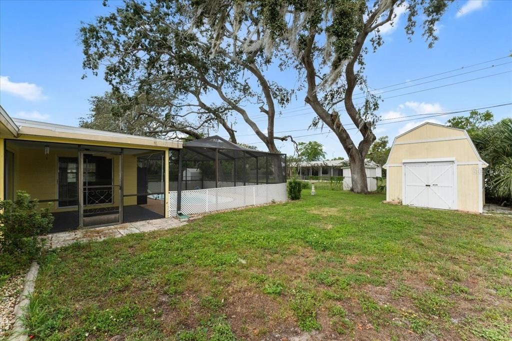 Backyard, Exterior
