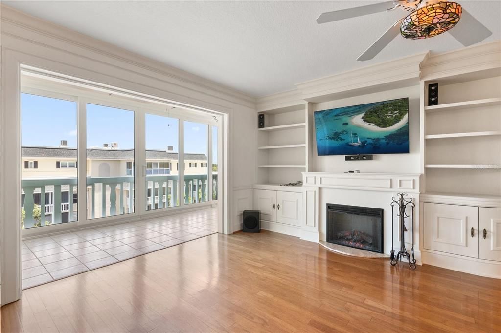 Empty room, Fireplace, Interior, Wood Texture Flooring