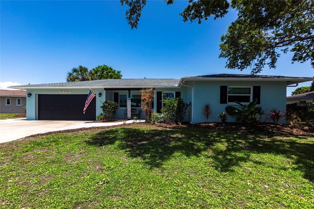 Attached, Backyard, Exterior, Facade, Ranch