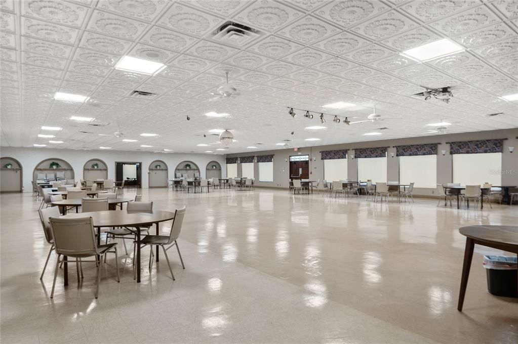 Dining room, Interior, Recessed Lighting