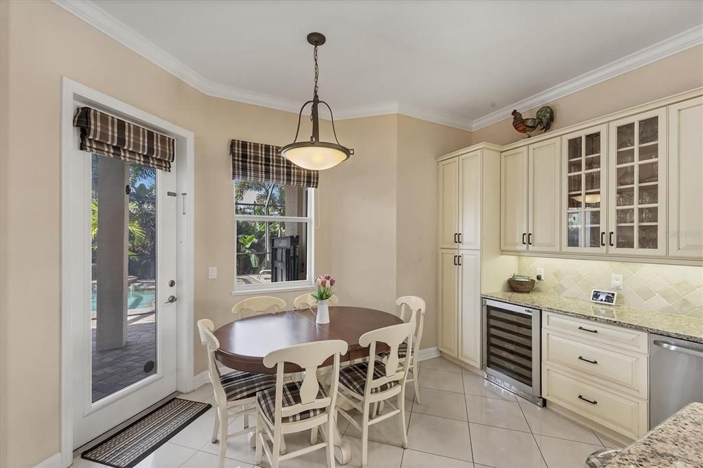 Dining room, Interior, Pendant Lights