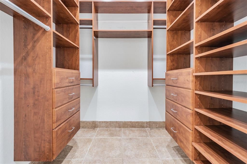 Interior, Walk-in Closets