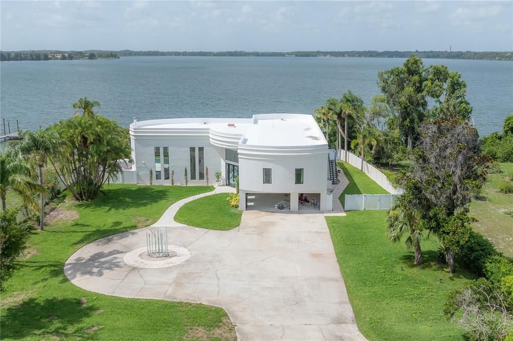 Exterior, Drone