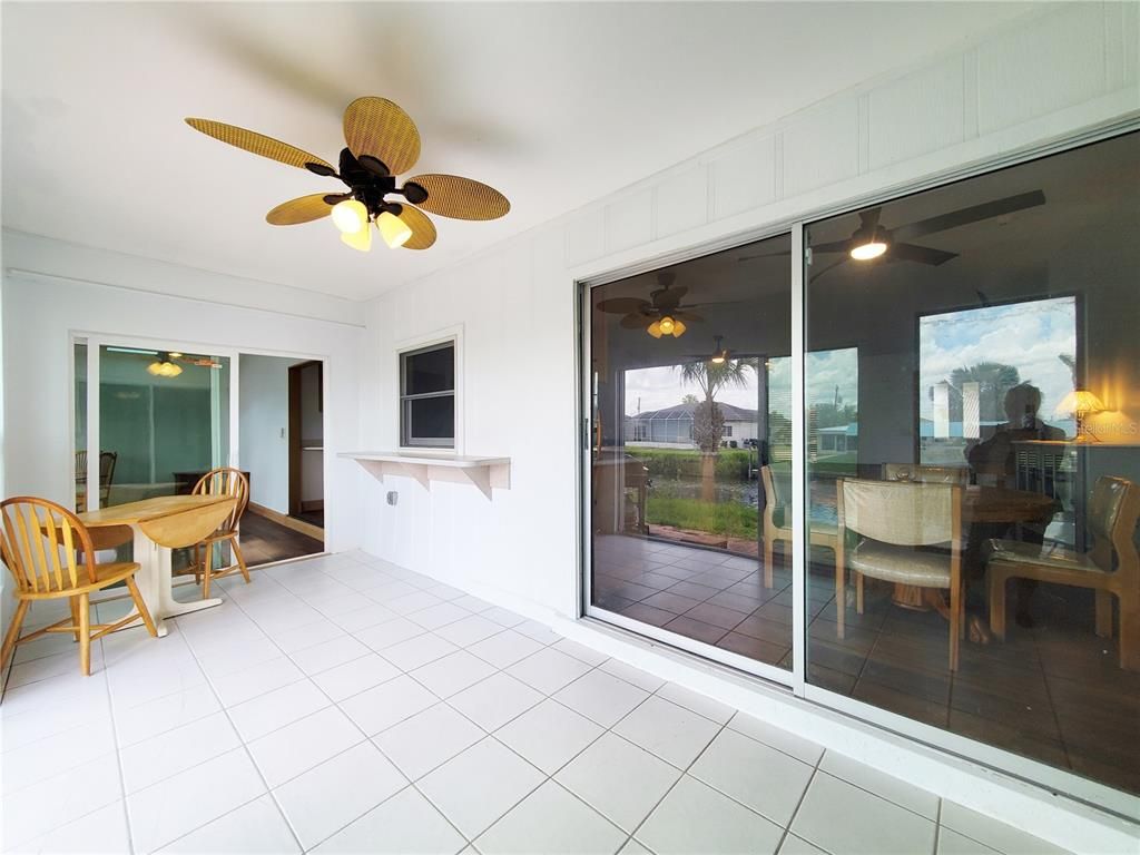 Dining room, Interior