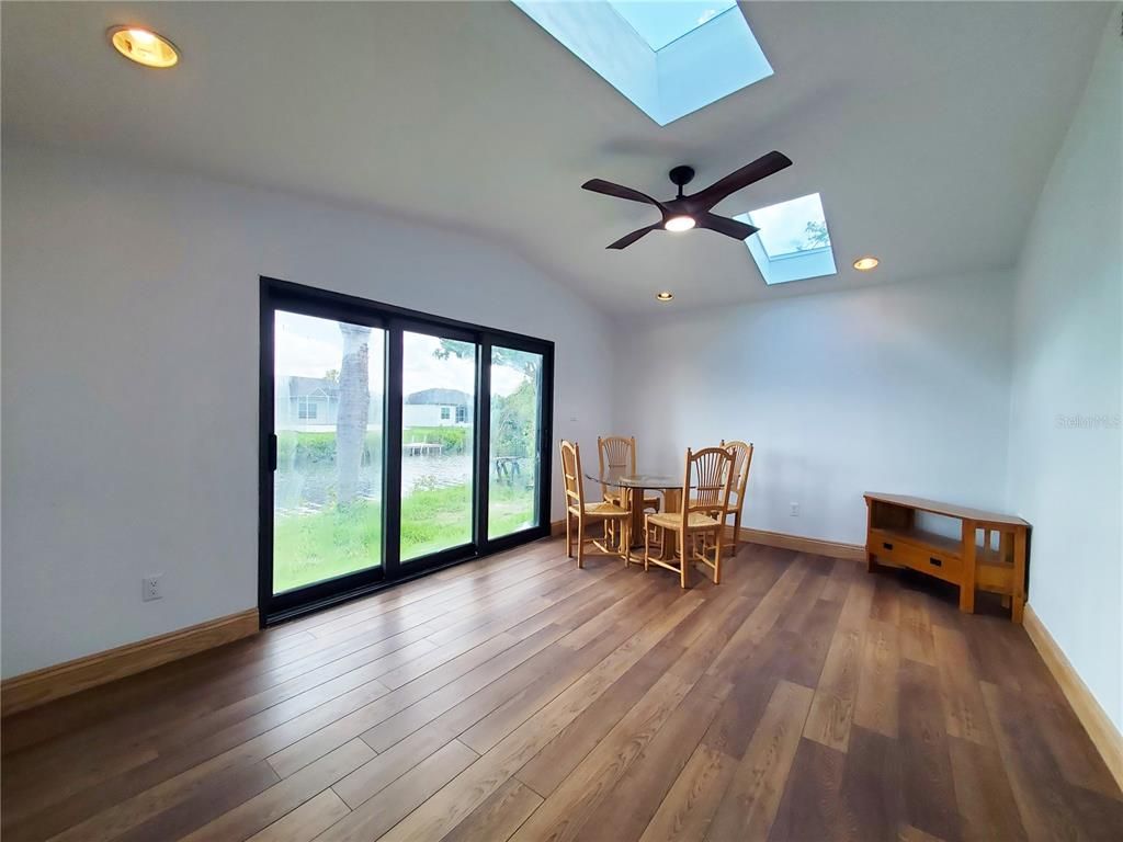 Dining room, Interior, Recessed Lighting, Wood Texture Flooring