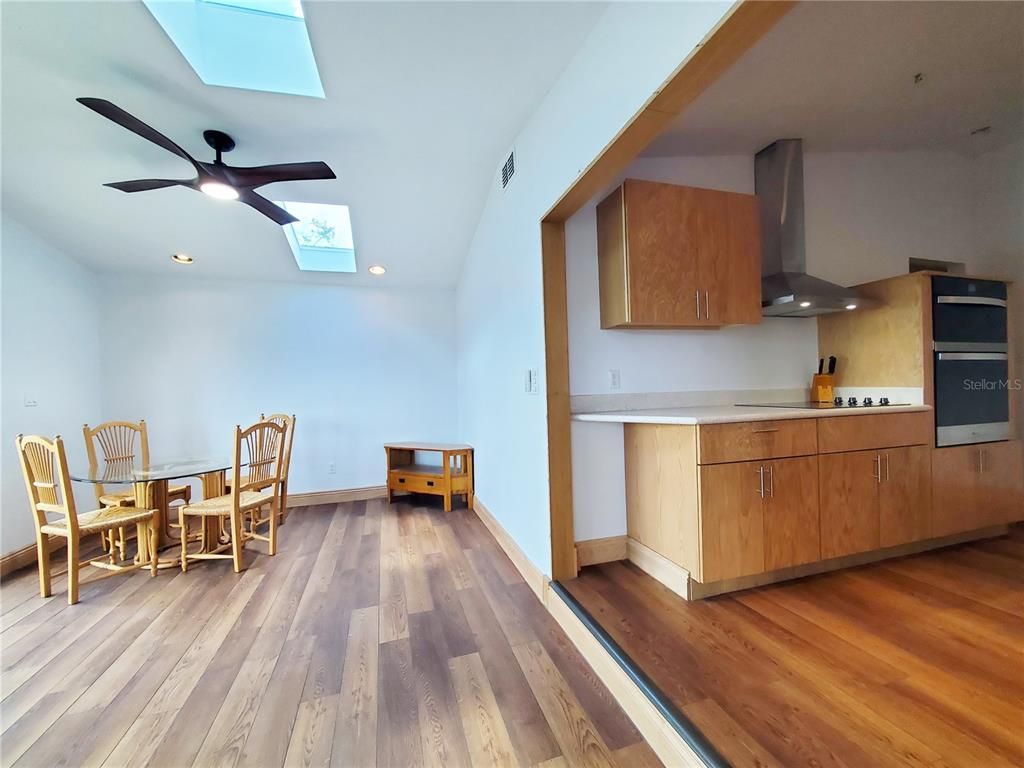 Dining room, Interior, Kitchen, Recessed Lighting, Wood Texture Flooring