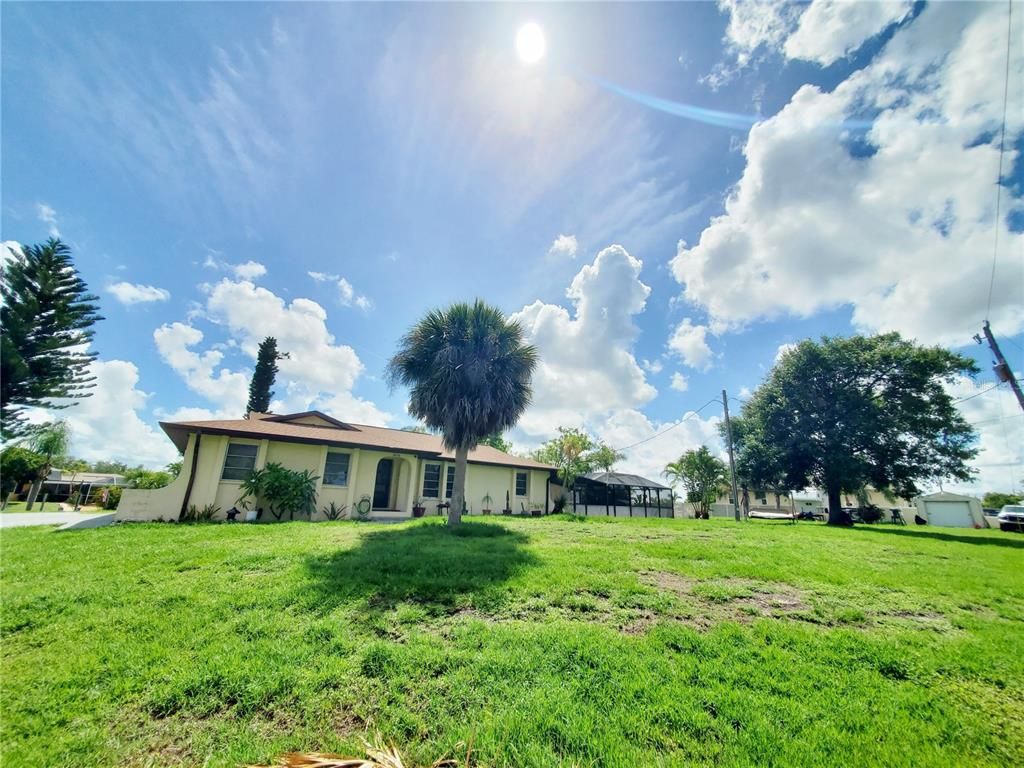 Backyard, Exterior