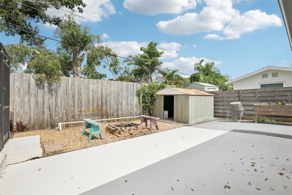 Backyard, Exterior
