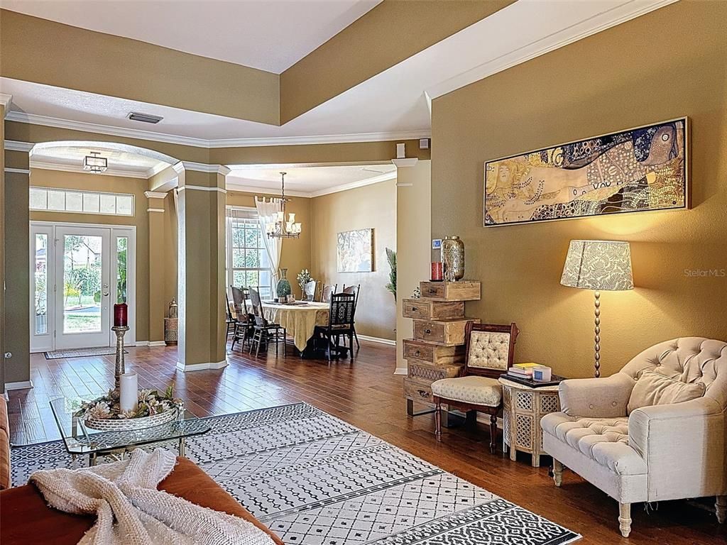 Chandelier, Dining room, Interior, Living room, Wood Texture Flooring