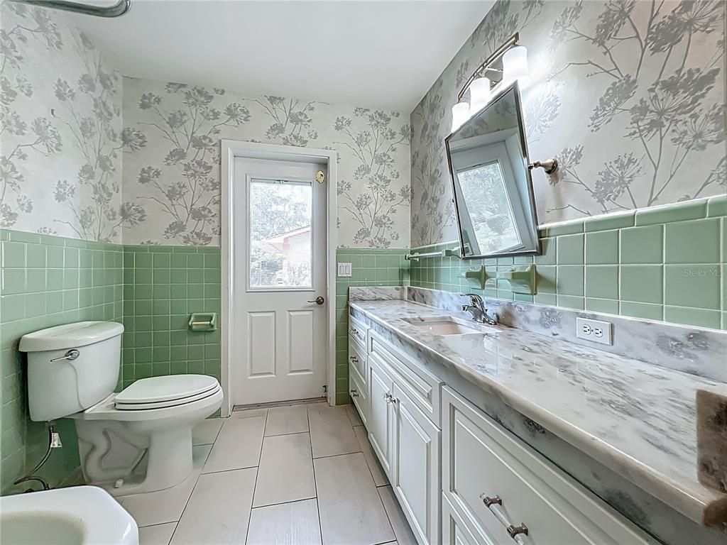 Bathroom, Interior