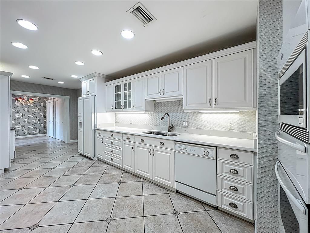 Interior, Kitchen, Recessed Lighting