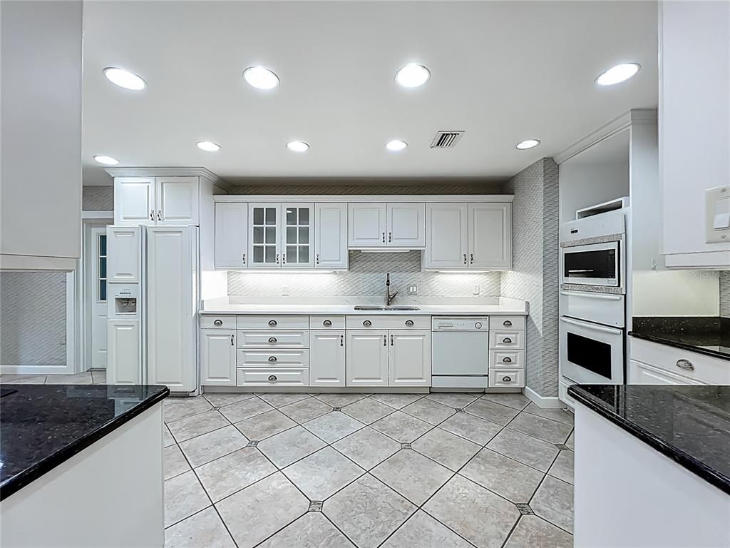 Interior, Kitchen, Recessed Lighting